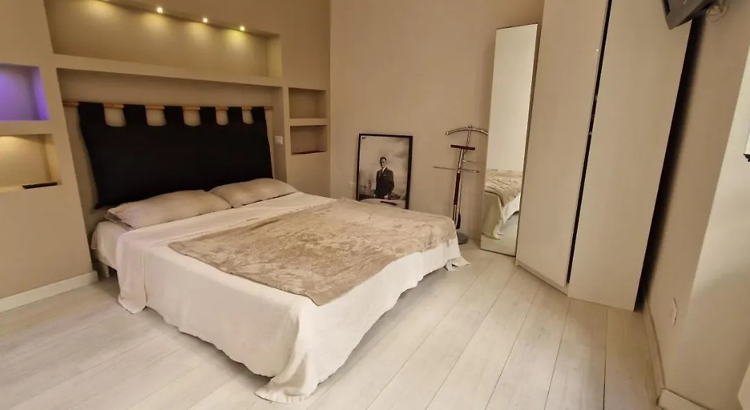 Savelli Apartment Old Town - Near Navona Place-1