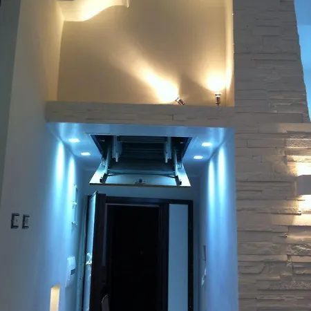 Savelli Apartment Old Town - Near Navona Place-3